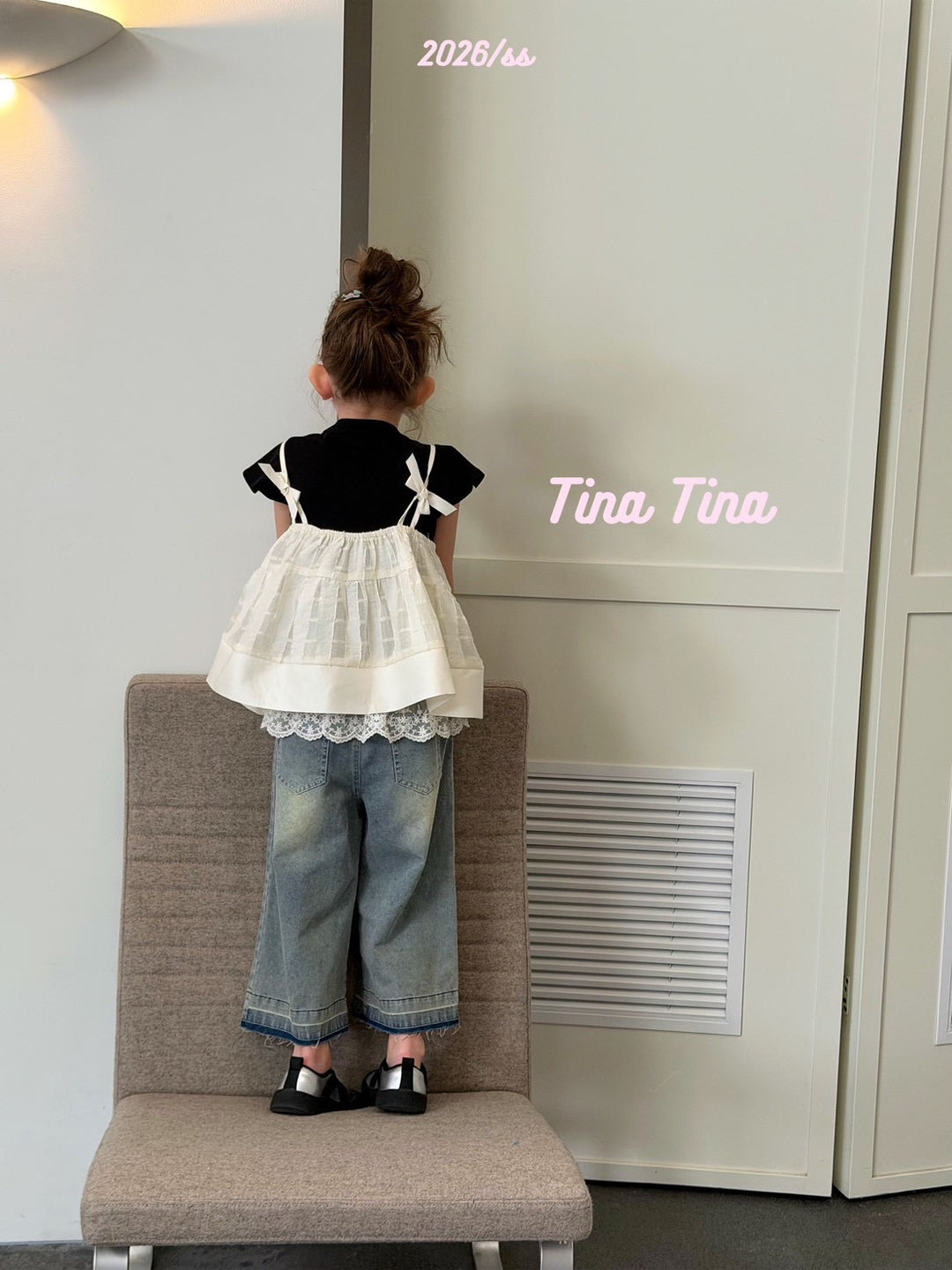 Tina Tina 韓系蝴蝶結女童米白蕾絲下擺吊帶上衣 柔軟親膚法式蓬蓬娃娃衫