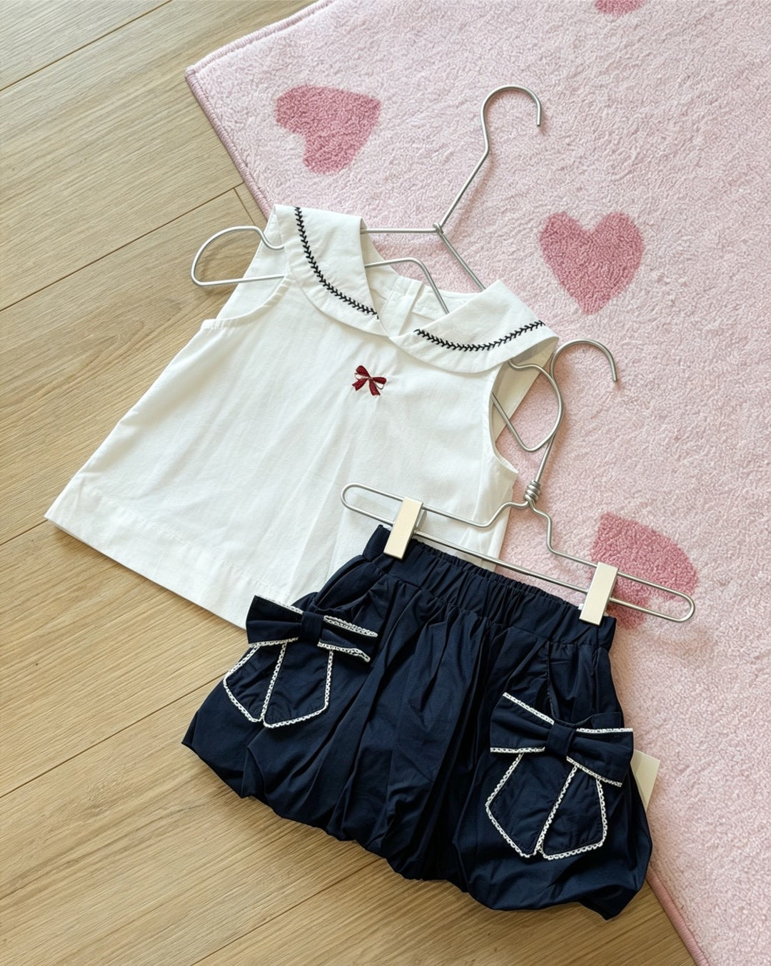 Tina Tina 女童學院風白無袖上衣 海軍領刺繡娃娃衫