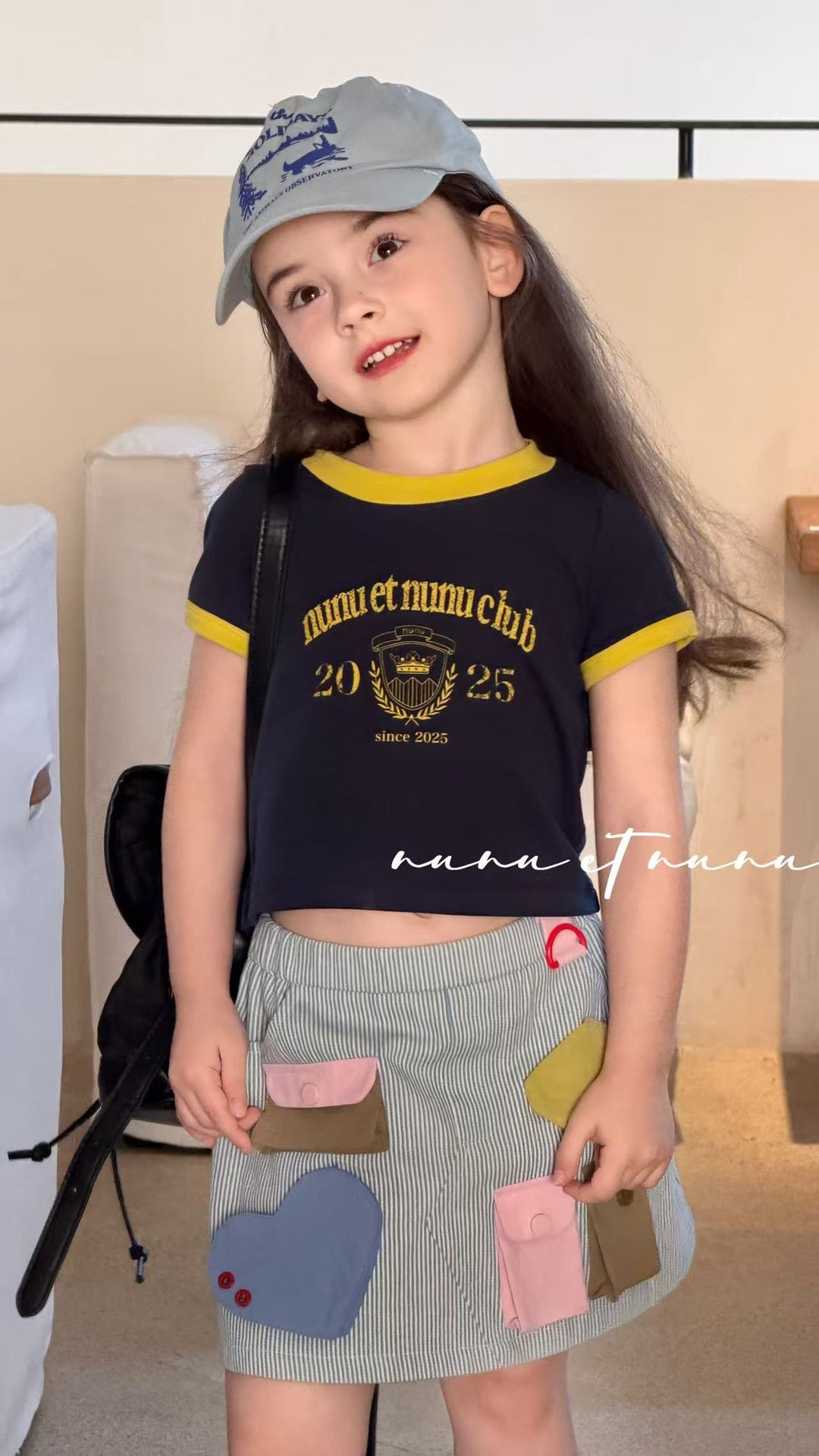 nunu et nunu 文藝學院風藏青短袖上衣 女童親膚棉質休閒 T恤夏天涼爽韓系時尚